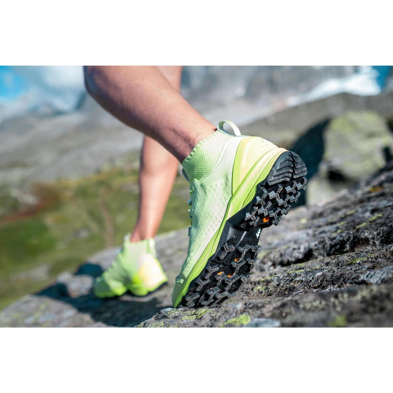 Schoenen voor fast hiking heren FH900 Quechua Schoenen Voor Fast Hiking Heren FH900 -decathlon winkel ultralichte herenschoenen voor fast hiking fh900 geel 6